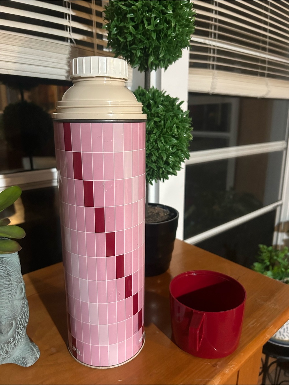 Vintage Thermos - Pink Mosaic Insulated